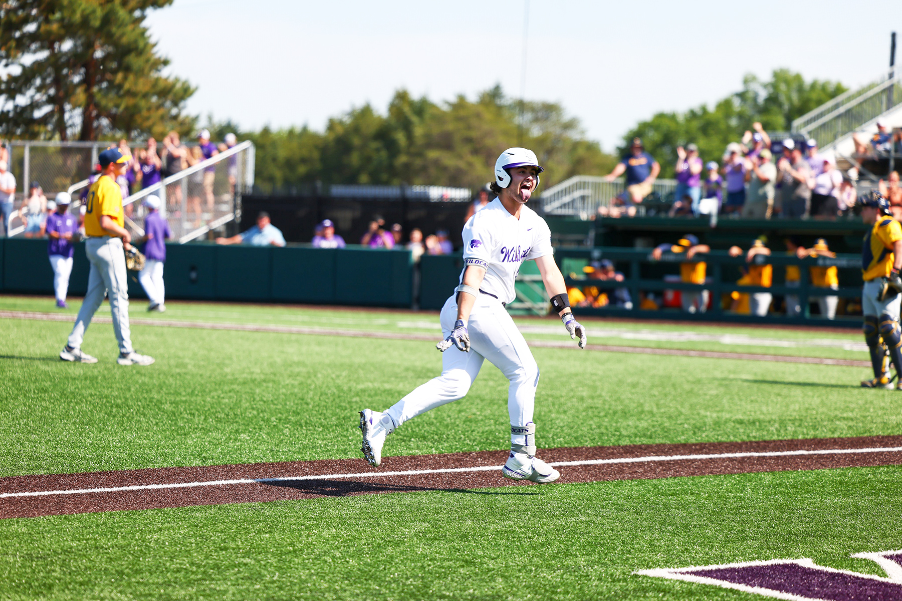 Kansas State puts No. 13 WVU's Big 12 title run on hold with 14-9 victory